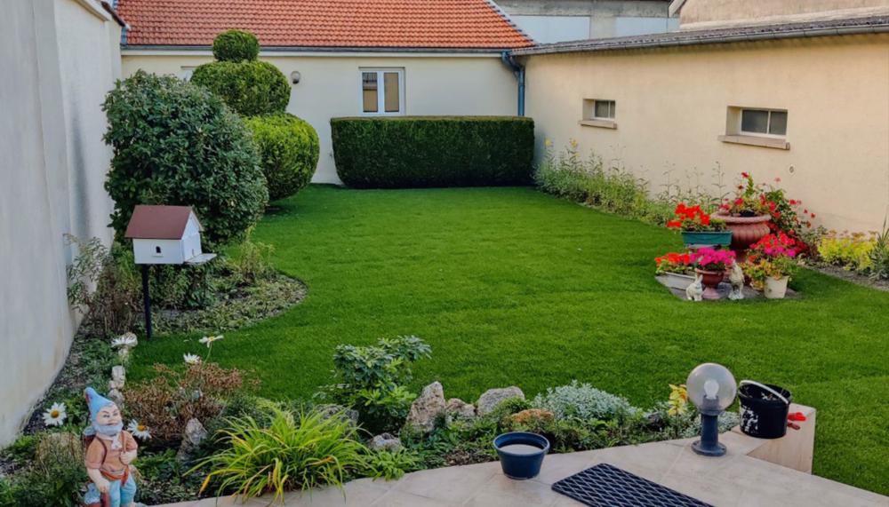 Pose-de-gazon Pose-de-gazon